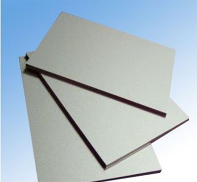 從幾大性能方面，鋁塑板和鋁單板各自的區(qū)別