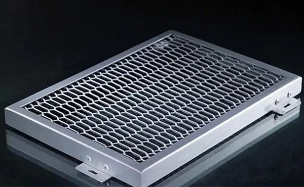 全鋁蜂窩板的優(yōu)缺點